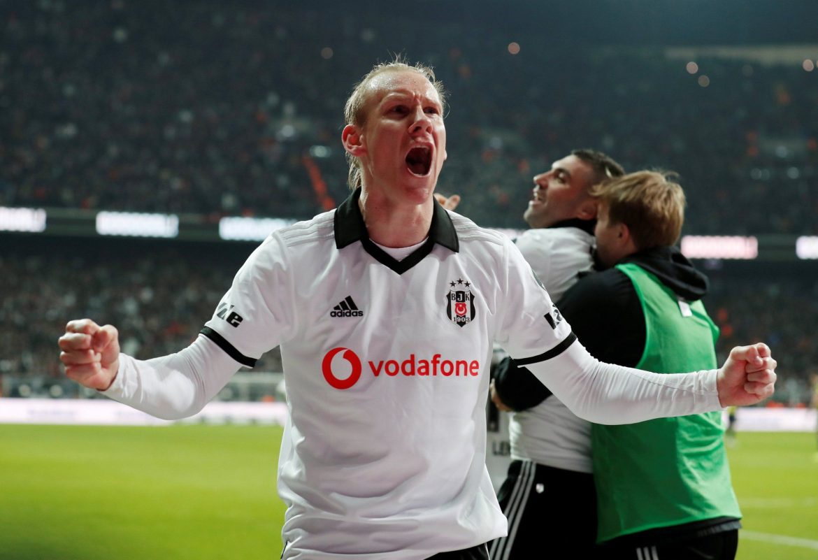 West Brom avoid major disaster after Domagoj Vida transfer update