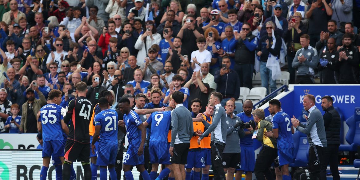 Crystal Palace join Leeds in race to sign £140k-p/w star on free transfer