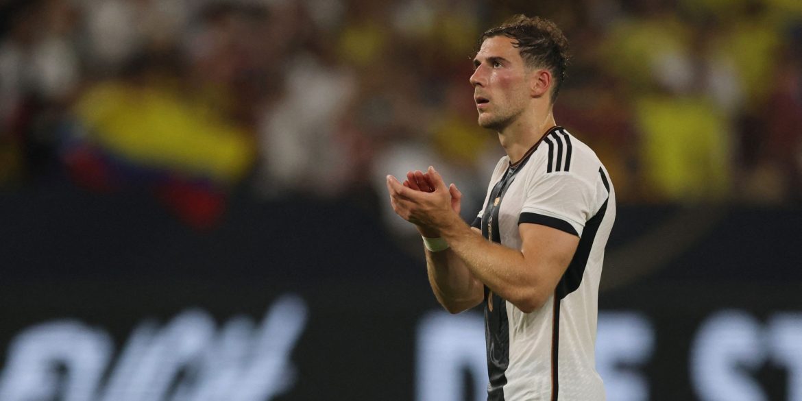 Man Utd "Monitoring" Rabiot Alternative In £298k-p/w "Threat"